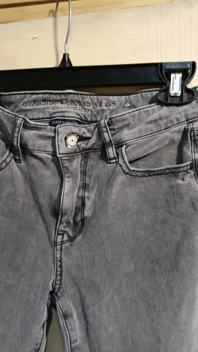 Jeans gris American Eagle super stretch - miniatura 2