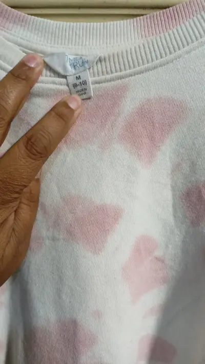 Polerón tie-dye blanco y rosado talla M - miniatura 2