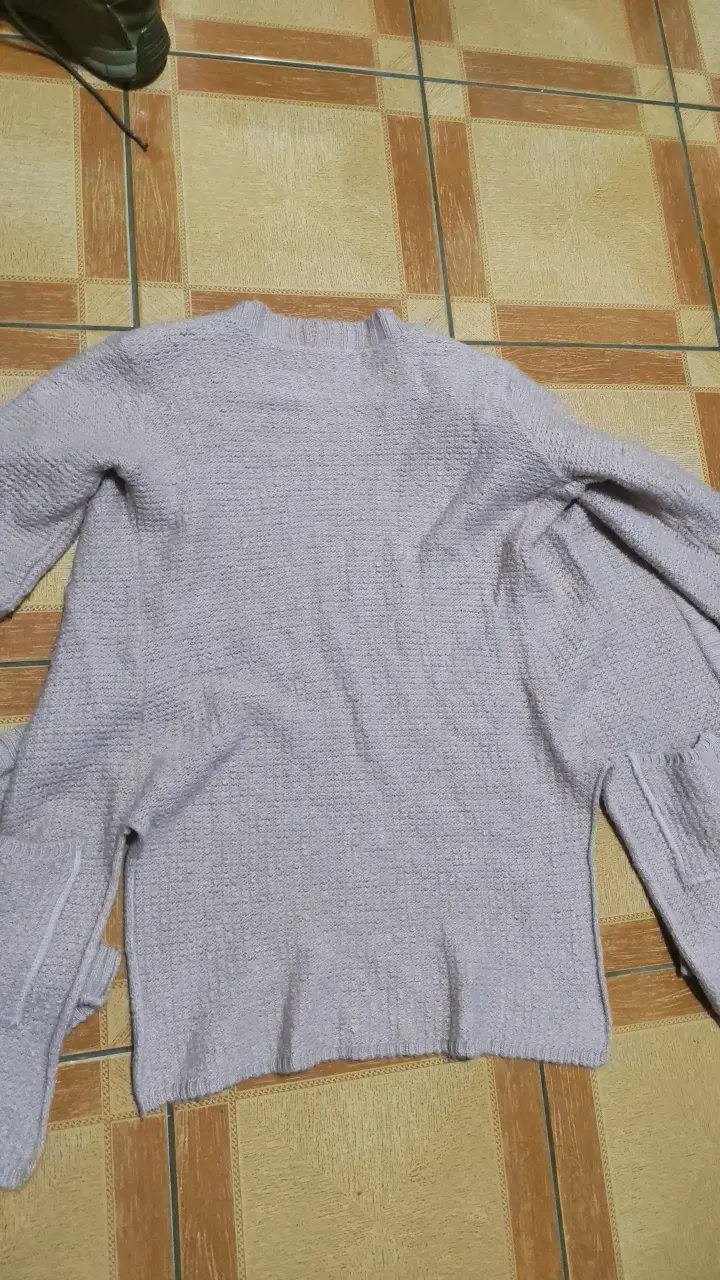 Cardigan largo gris claro con bolsillos - 2
