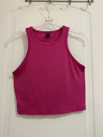 Top sin mangas fucsia Shein talla M - miniatura 1
