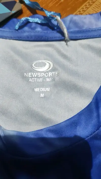 Polera deportiva azul para hombre NewSports - miniatura 3