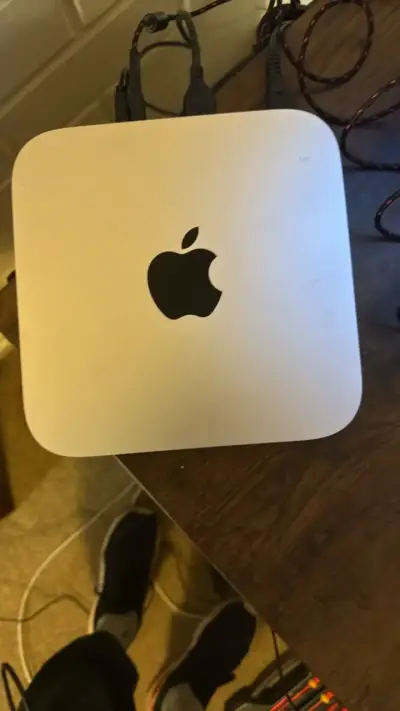 Mac Mini 2012 Apple con macOS Catalina - miniatura 1