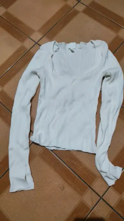 Polera blanca de manga larga H&M - miniatura 1