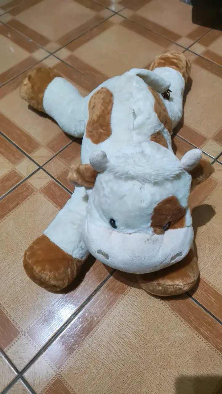 Peluche de vaca grande suave y adorable