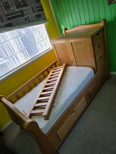 Cuna funcional de madera con cambiador y cajonera - miniatura 6