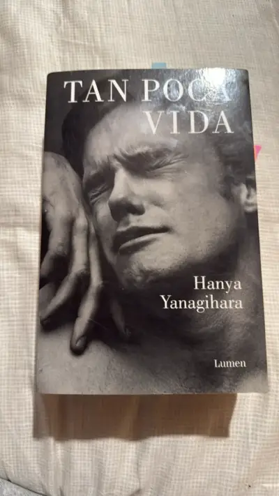 Libro 'Tan Poca Vida' de Hanya Yanagihara - miniatura 1