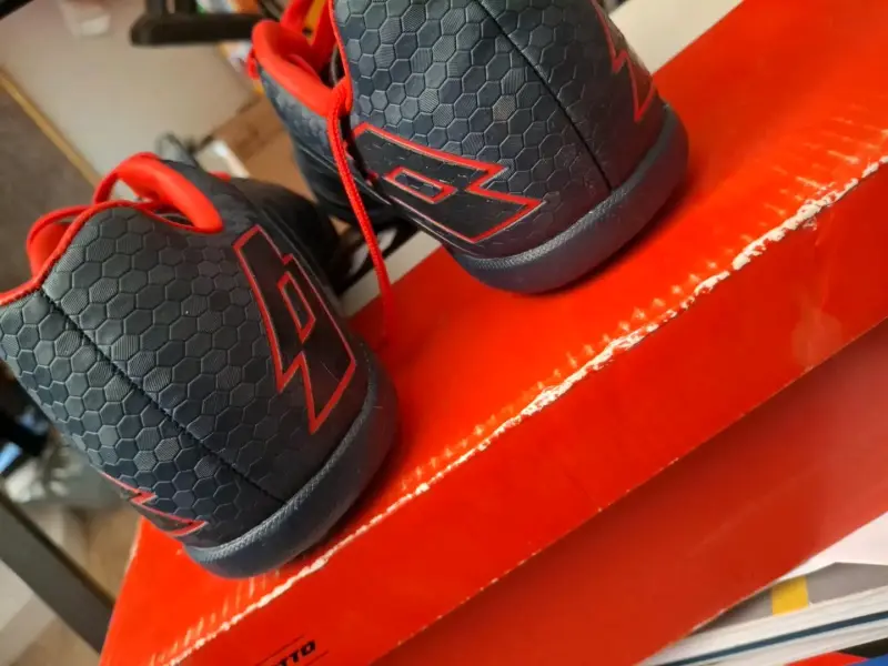 Zapatillas de fútbol Lotto Maestro azul y rojo - 3