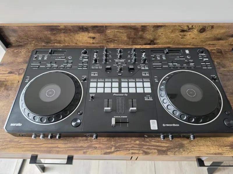 Pioneer DDJ REV5 + Bolso Transporte - 2