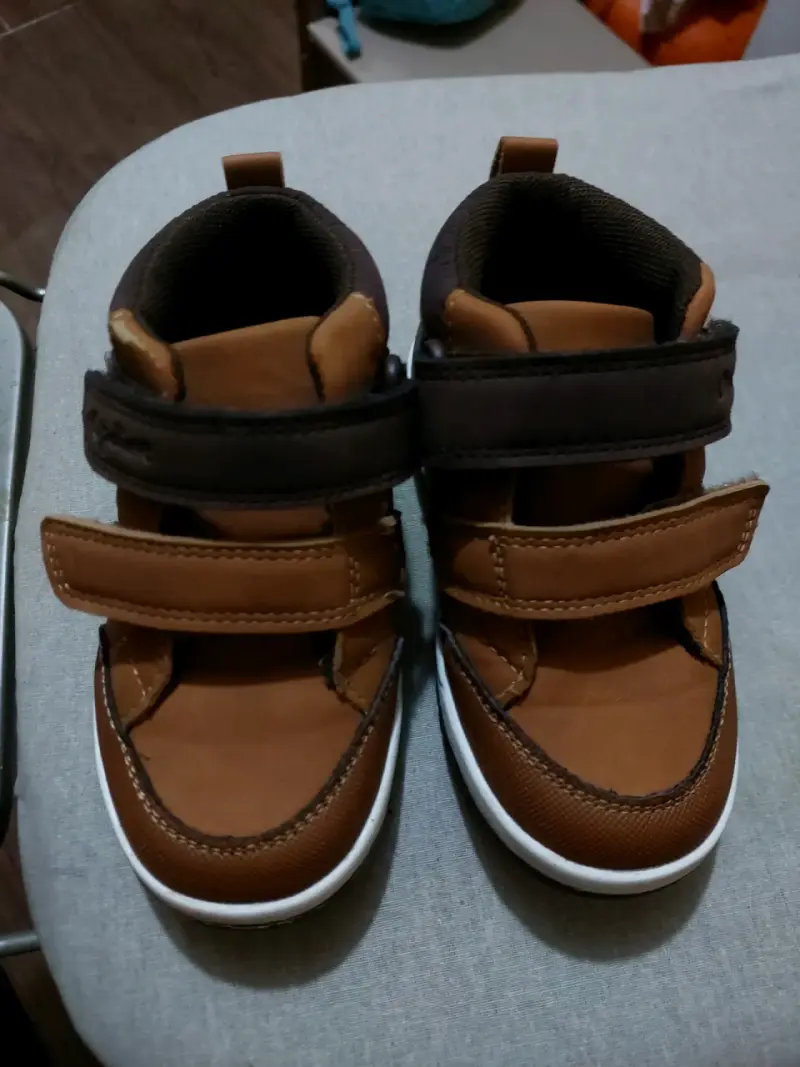 Zapatos de Niño Café con Velcro talla 25 o 16.6 cm - 2