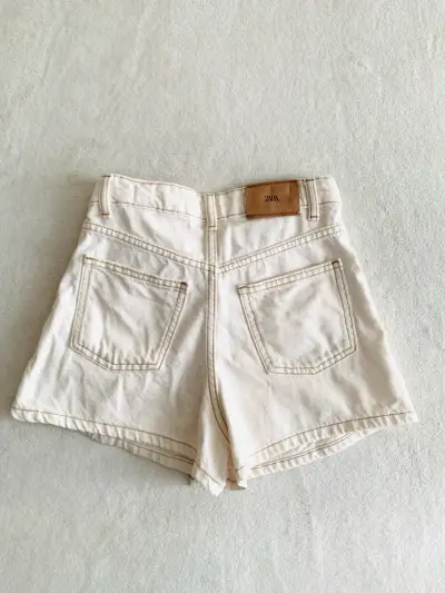 Shorts  Zara kids jeans blanco - miniatura 2