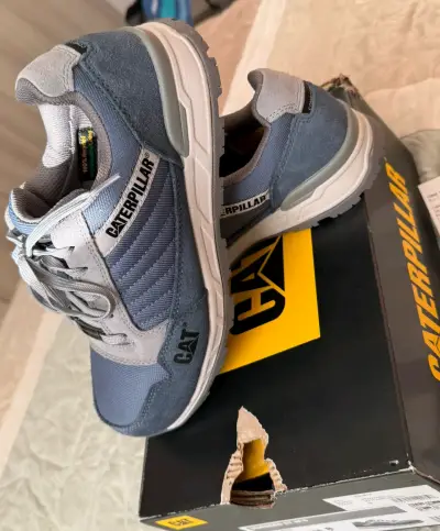 Zapatillas deportivas Caterpillar grises unisex - miniatura 1