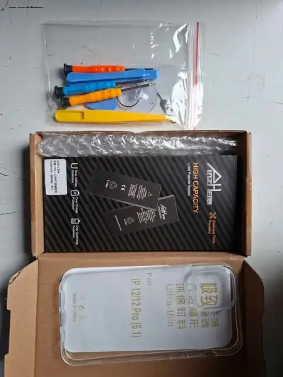 Batería iPhone 12/12 Pro con kit completo y sellos - miniatura 1