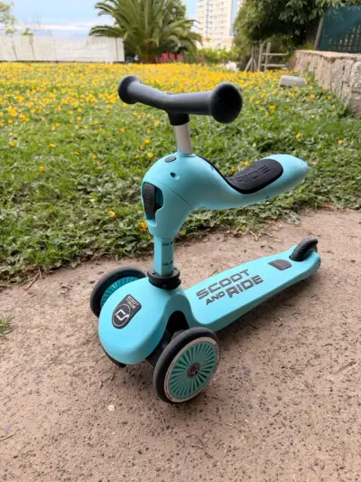 Patinete infantil Scoot and Ride azul - miniatura 2