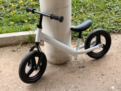 Bicicleta de equilibrio para niños BTWIN blanca - miniatura 1