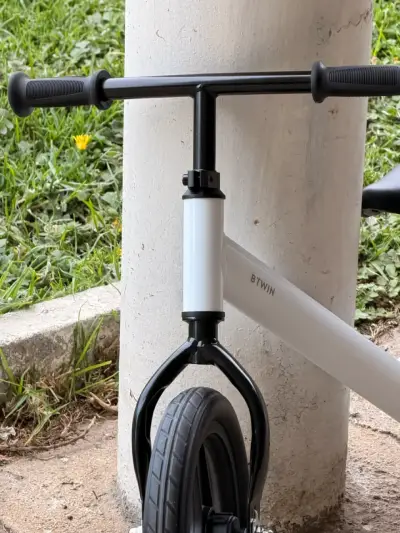 Bicicleta de equilibrio para niños BTWIN blanca - miniatura 6