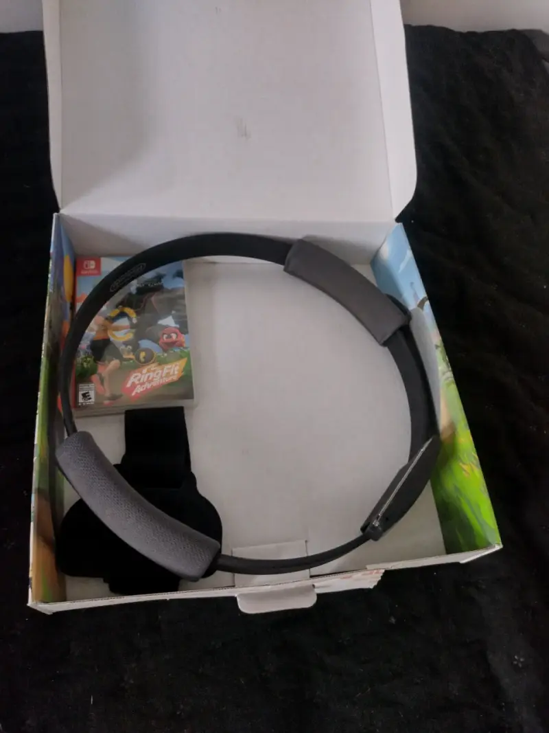 Juego Nintendo Switch Ring Fit Adventure con accesorios - 2