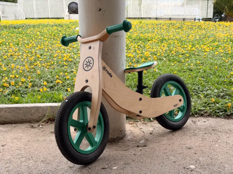 Bicicleta de equilibrio de madera para niños Roda - 3