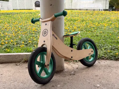 Bicicleta de equilibrio de madera para niños Roda - miniatura 3