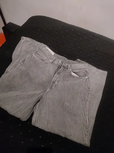 Jeans grises baggy H&M para hombre - miniatura 1