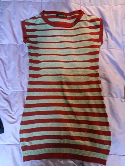 Vestido / Sueter de rayas rojo y gris Wados XL - miniatura 1