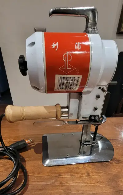 Cortadora de Tela Eléctrica CZD-1002 120W - miniatura 4