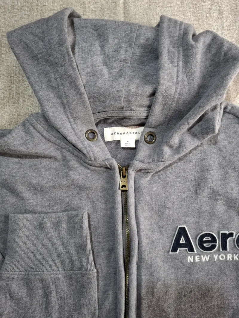 Polerón con capucha gris Aeropostale - 2
