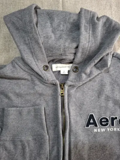 Polerón con capucha gris Aeropostale - miniatura 2