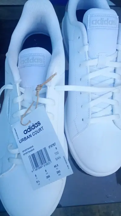 Zapatillas deportivas blancas Adidas Urban Court - miniatura 1