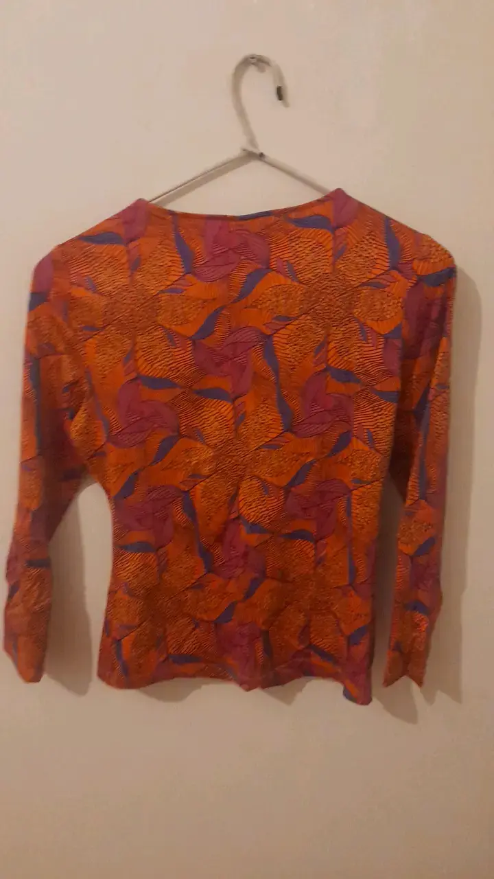 Blusa estampada Massimo Dutti con detalle de aro - 2