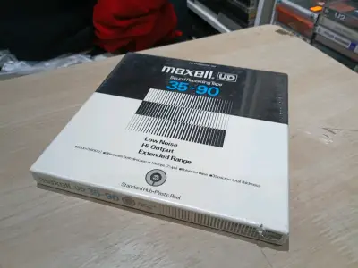 Cinta de grabación Maxell UD 35-90 para sonido profesional - miniatura 1