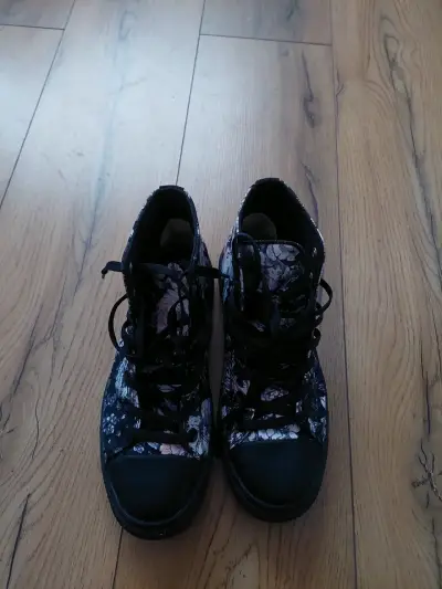 Zapatillas Sckechers Rogue + Wolf - miniatura 2
