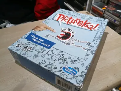 Juego de mesa Pictureka de Hasbro para niños - miniatura 1
