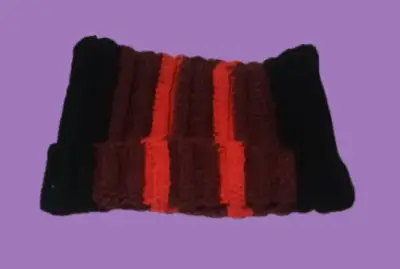 Gorro a crochet Clansy con diseño a rayas - miniatura 1