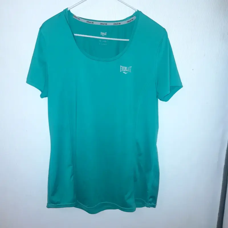Polera deportiva verde Everlast para mujer - 4