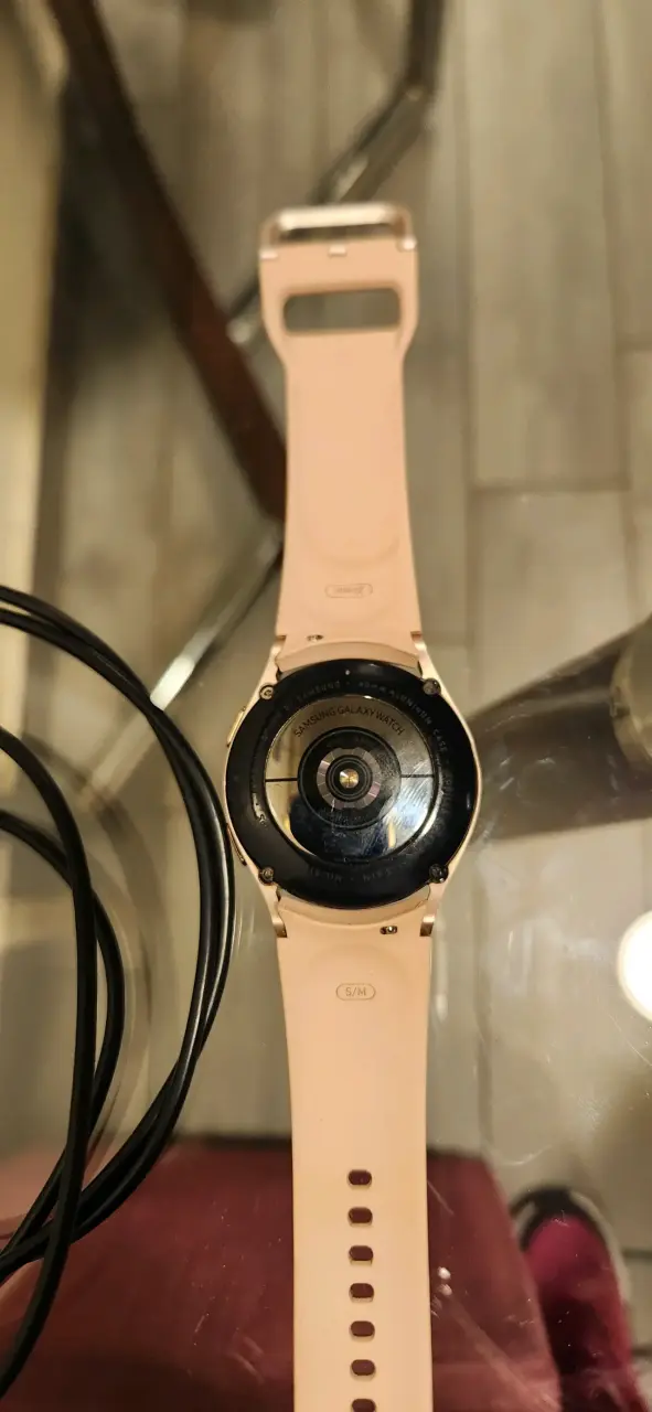 Samsung Galaxy Watch4 - 2