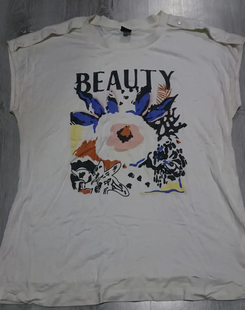 Polera estampada con diseño floral talla M - 3