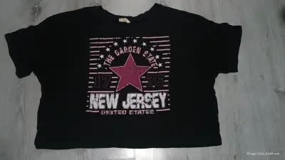 Polera negra estampada New Jersey - miniatura 2