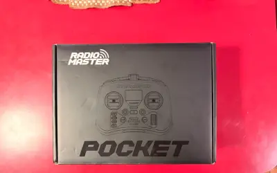 Control remoto Radiomaster Pocket para drones - miniatura 1