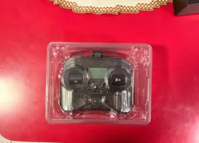 Control remoto Radiomaster Pocket para drones - miniatura 4