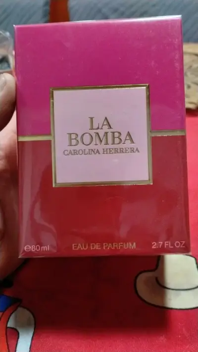Perfume La Bomba Carolina Herrera 80ml - miniatura 2