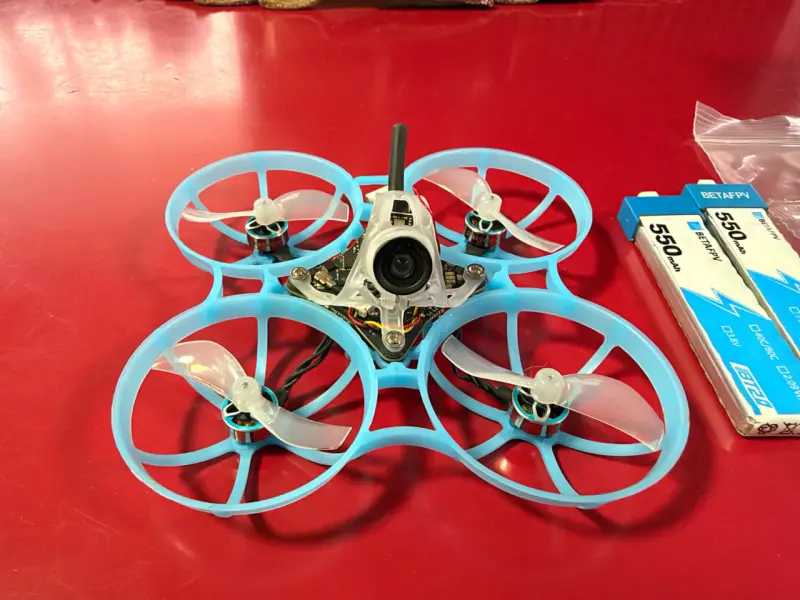 Drone BETAFPV Air75 Whoop con cámara - 2