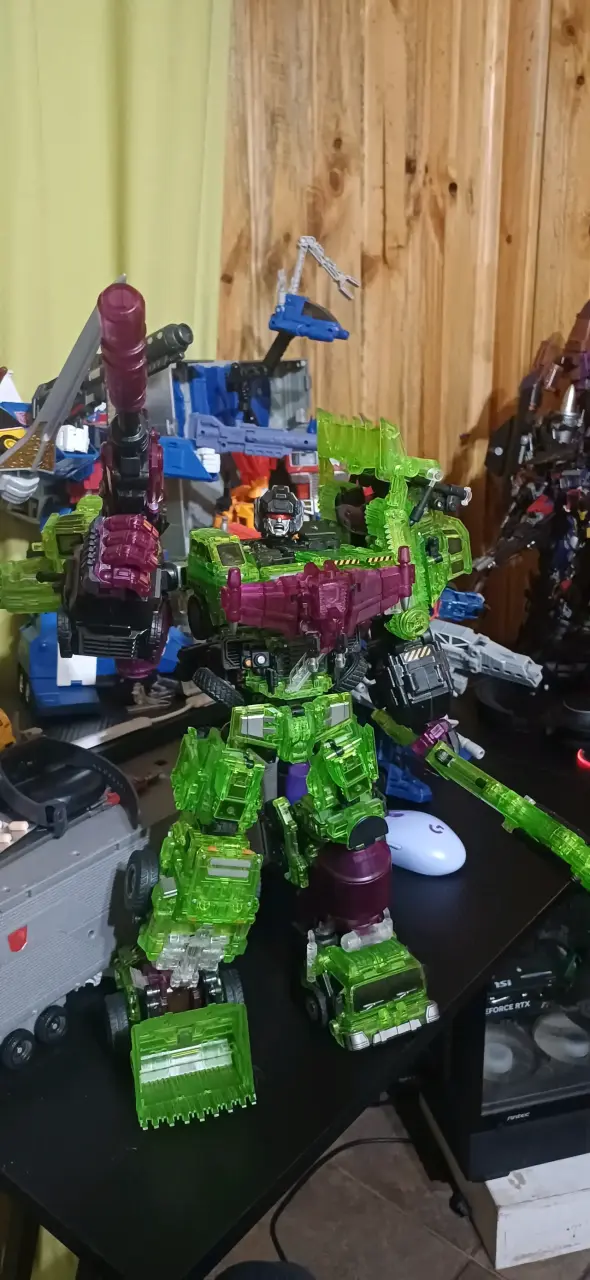 Transformers devastador generations toys - 2