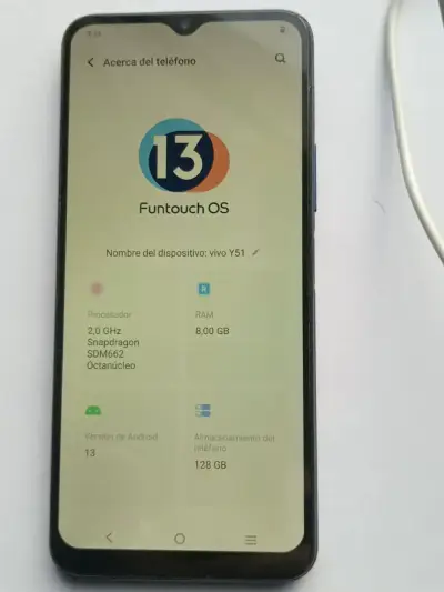 Smartphone con pantalla grande y Android - miniatura 2
