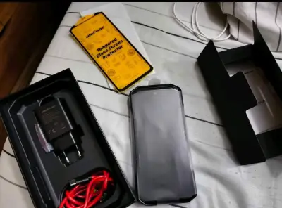 Smartphone Ulefone Armor 27T Pro con cámara térmica - miniatura 1