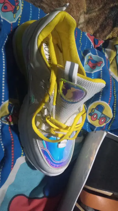 Botines de cuero marrón con tacón - miniatura 1