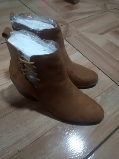 Botines de cuero marrón con tacón - miniatura 3