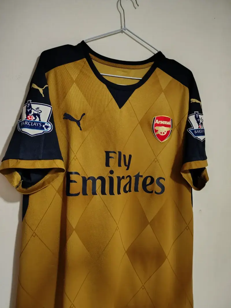 Camiseta Arsenal Puma dorada temporada 2015/16 - 2