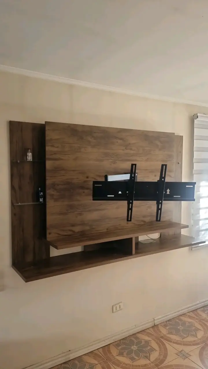 Panel de TV de madera con soporte ajustable - 3