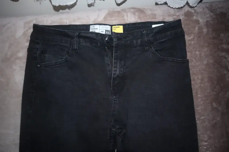 Jeans negros skinny fit para hombre talla 44 - 2