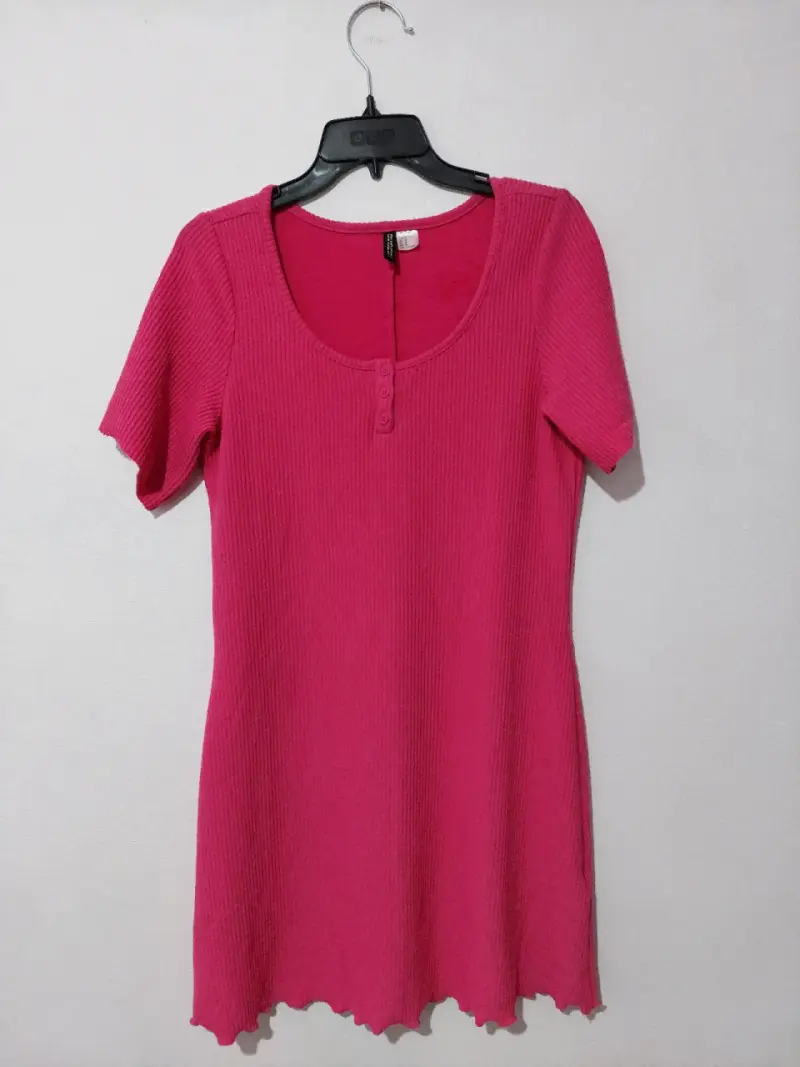 Vestido corto fucsia H&M para mujer - 2